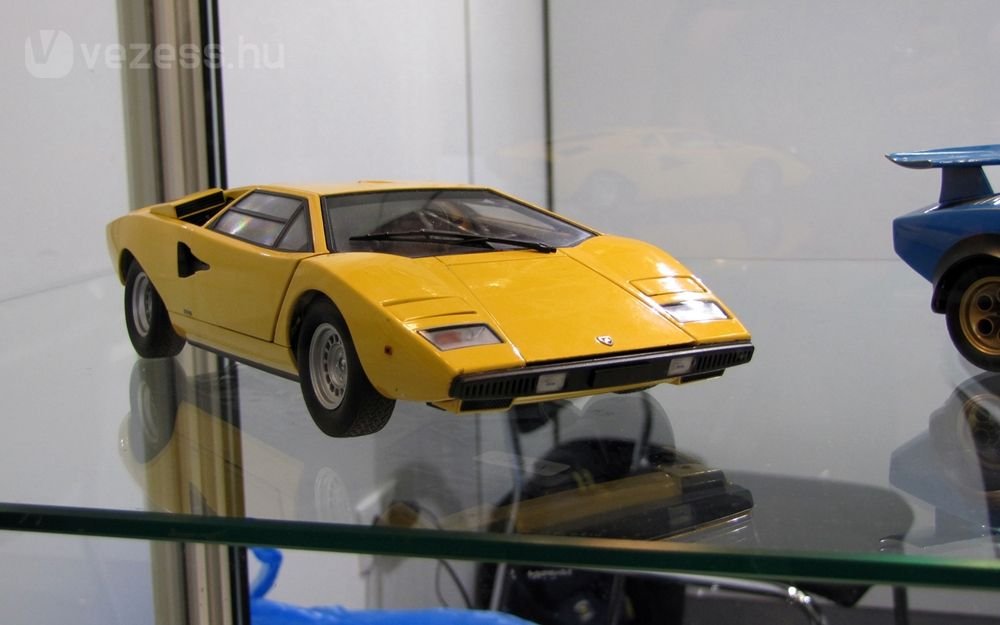 Lamborghini Countach egyszerűbb kivitelben