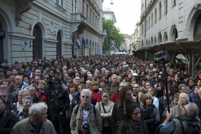 Demonstrációk miatt dugó lehet Budapesten