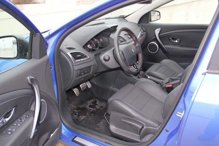 270-ig skálázott óra, 1,2-es motor 10 | Vezess Kiváló a vezető helye, ami leginkább a szuper ülés érdeme