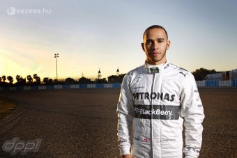 F1: Hamilton a menedzsment bábja?