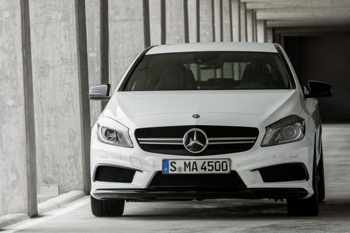 360 lóerő a legkisebb sport-Merciben 7