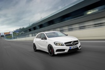 360 lóerő a legkisebb sport-Merciben