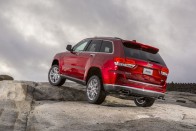 Már érdekes lehet a Grand Cherokee 30