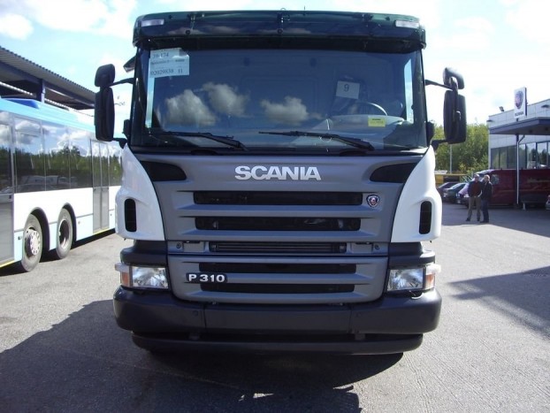 Forgalomba állt a gázos Scania