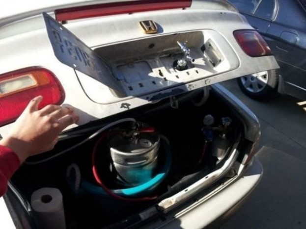 A leghasznosabb autós extra férfiaknak 6 | Vezess A leghasznosabb autós extra férfiaknak 6