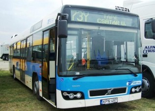 Az autóbuszgyártók örülnek és sírnak