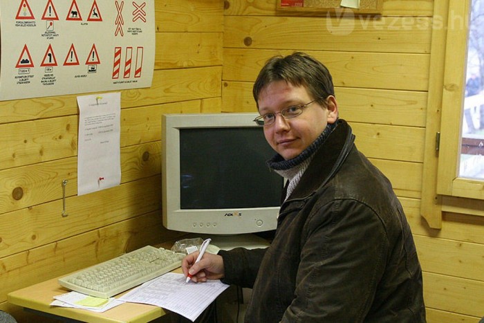 Többnyelvű lesz a KRESZ-vizsga