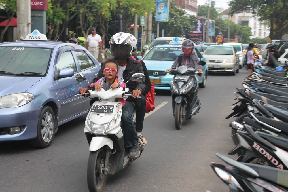 Motorozás apával a halálba 5