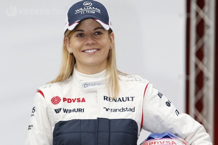 F1: Családilag nyomatják a női pilótát 6