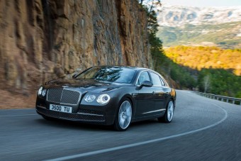 Minden idők leggyorsabb Bentley szedánja