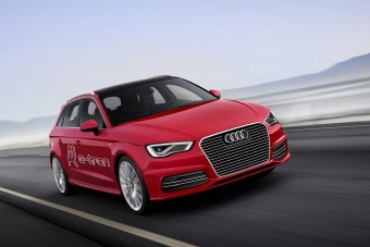 Konnektoros hibrid Győrből