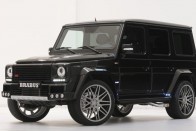 Brabus 800 GV12. Pedig olyan jó embernek tűnt... De hát ki hibáztathatná, 690 lóerő és 1100 Nm könnyen megszédít