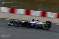 F1: Megint esőben folyhat a teszt 25