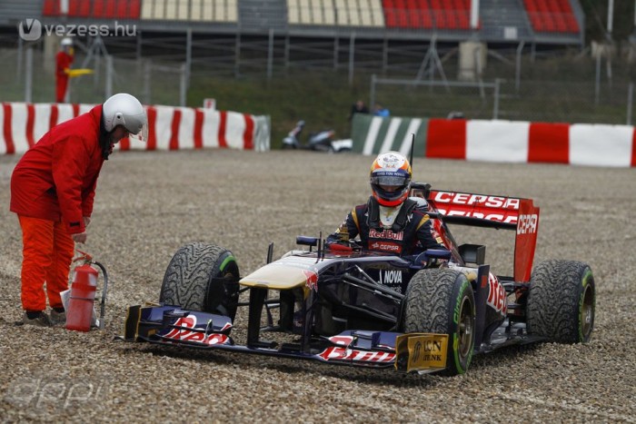 F1: Eső, hideg, esés-kelés 6 | Vezess F1: Eső, hideg, esés-kelés 6