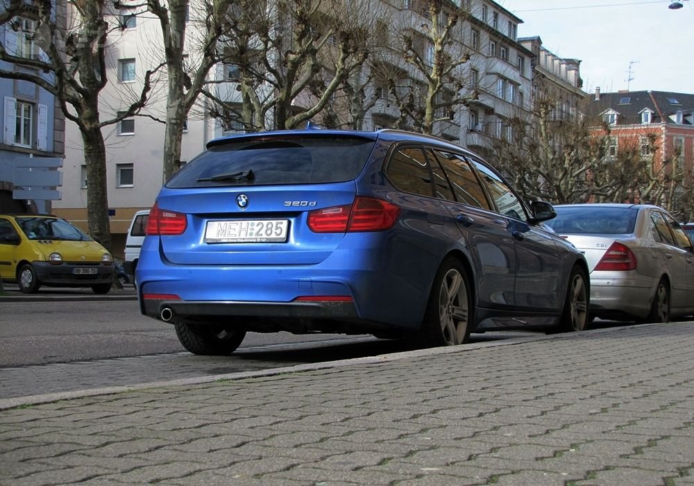 Strasbourg-ban komoly fejtörést jelentett a parkolóautomata használata, az istenért sem akart angolul beszélni, pedig tudott volna