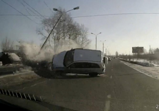 Inkább az árok, mint egy halálos ütközés