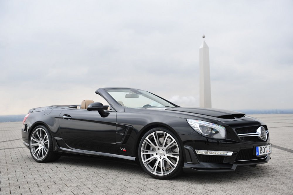 Ha valaminek kiindulási alapja egy AMG Mercedes, az biztos, hogy nem hétköznapi léptékű jármű. A Brabus 800 Roadster nevében hordozza végzetét