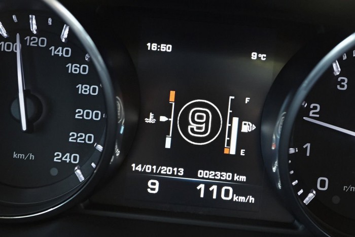 Villanyterepjáró a Land Rovertől 8 | Vezess Villanyterepjáró a Land Rovertől 8