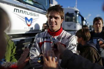 F1: Még egy pilótacsere a szezon előtt?