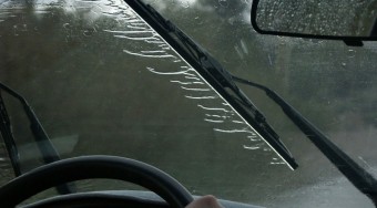 Többfelé útlezárások az eső miatt