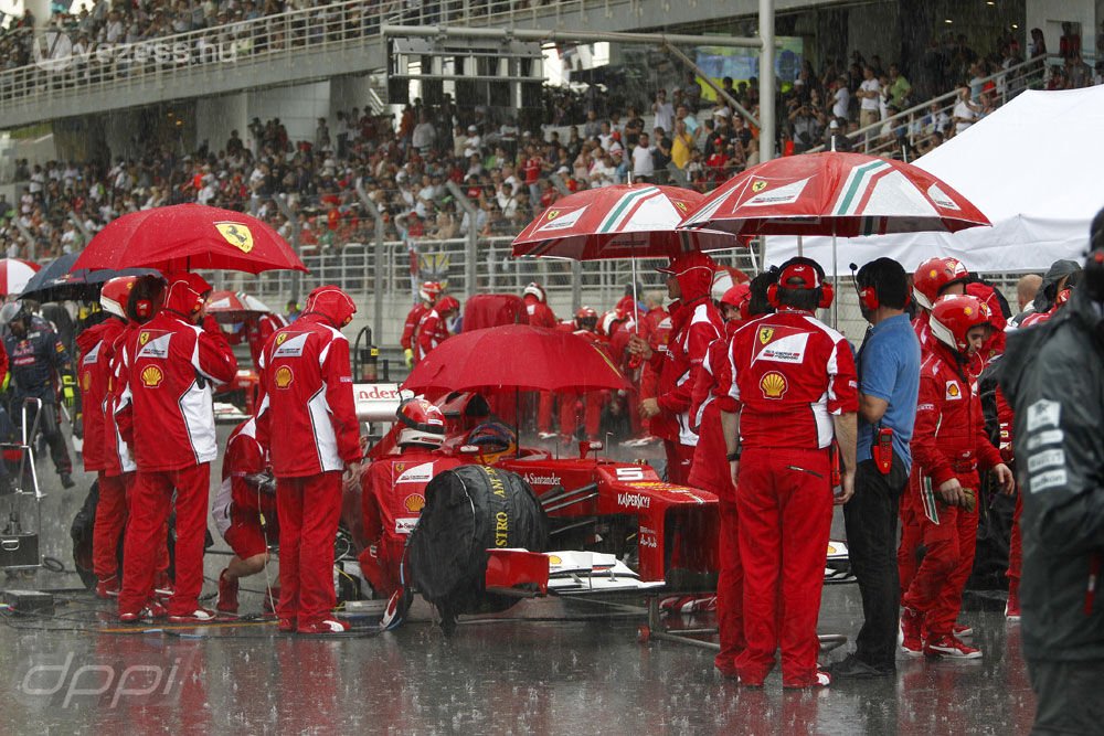 F1: Monszunok, hőség, megszakított futamok 14