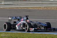 F1: Gyári hiba miatt gyorsult a McLaren 60