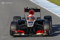 F1: Gyári hiba miatt gyorsult a McLaren 67