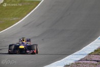 F1: Gyári hiba miatt gyorsult a McLaren 71