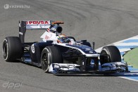 F1: Gyári hiba miatt gyorsult a McLaren 75