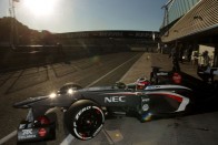 F1: Gyári hiba miatt gyorsult a McLaren 83