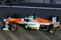 F1: Gyári hiba miatt gyorsult a McLaren 85