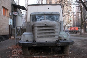 Röntgenlabor régi magyar teherautóból