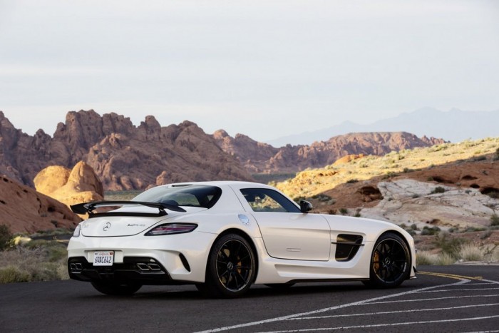 AMG SLS Black Series: Fekete mágia 7