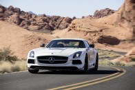 AMG SLS Black Series: Fekete mágia 19