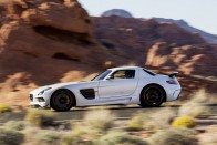 AMG SLS Black Series: Fekete mágia 20