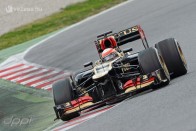 F1: Grosjean az élen, Alonso az utolsó 30