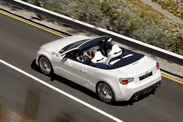 Tanulmányként heccel a GT86 Roadster 2 Tanulmányként heccel a GT86 Roadster 2