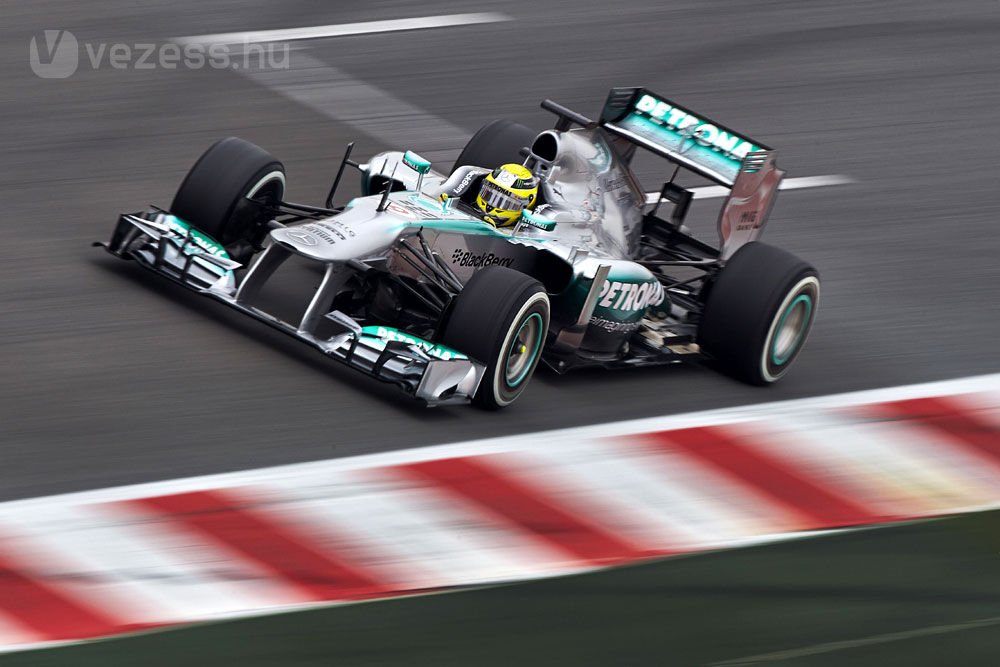 F1: A Mercedes vitte az utolsó tesztnapot 3