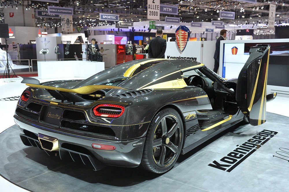 350 millió az aranyozott Koenigsegg 4