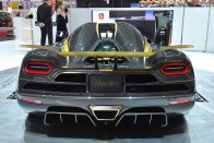 350 millió az aranyozott Koenigsegg 14