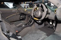 350 millió az aranyozott Koenigsegg 17