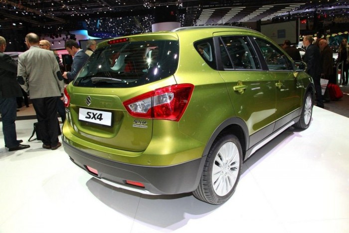 Világújdonság: az új magyar Suzuki 6