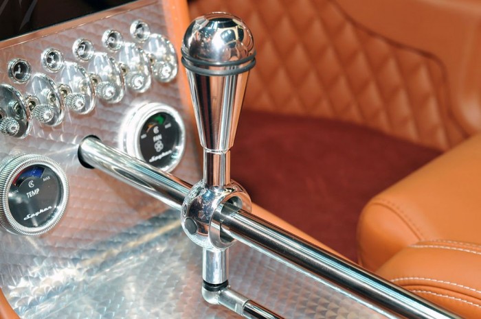 Az új Spyker egy országúti vadászgép 8