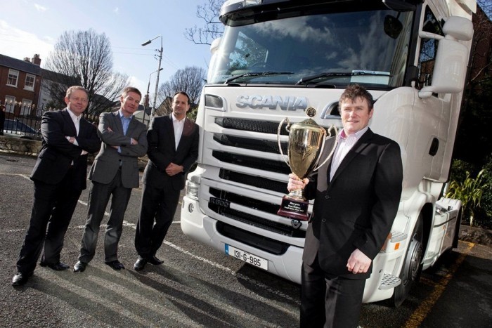 Itt az év legjobb fiatal sofőre