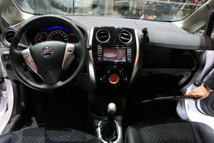 Olcsónak hat a belső tér. A Micrában ezen egy modellfrissítés segít, nemsokára