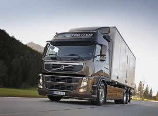 Örül a paparazziknak a Volvo