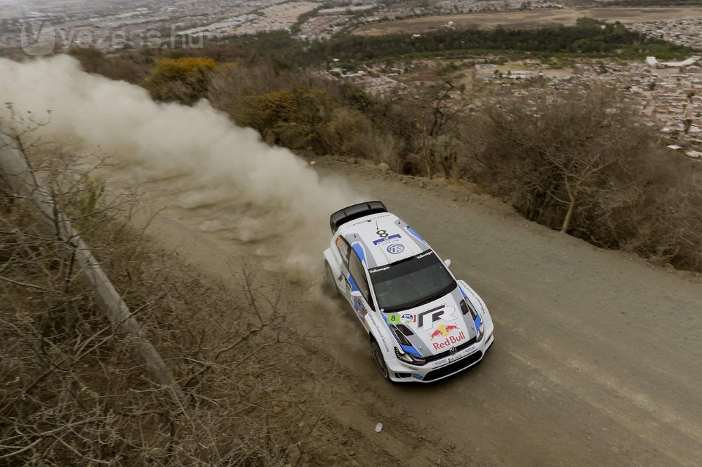 Ogier agyonveri a mezőnyt 15