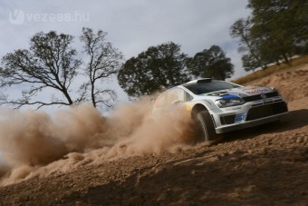 Ogier agyonveri a mezőnyt