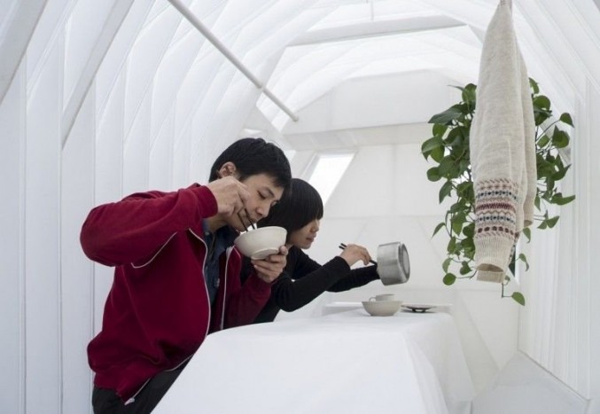 Az ágyból asztal lesz reggel