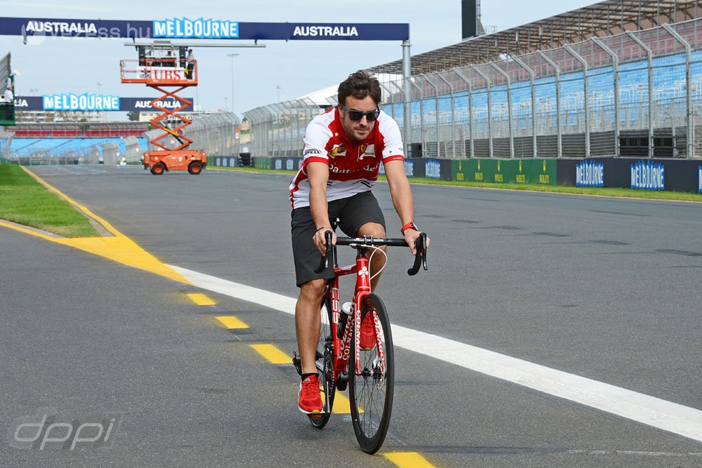 F1: Melbourne-ben kizárt az éjszakai verseny 22